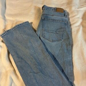 American Eagle Outfitters Light Blue 90s style Jeans